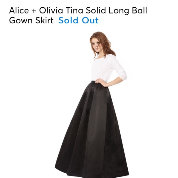 Alice + Olivia Dresses & Skirts - Gown skirt with pockets